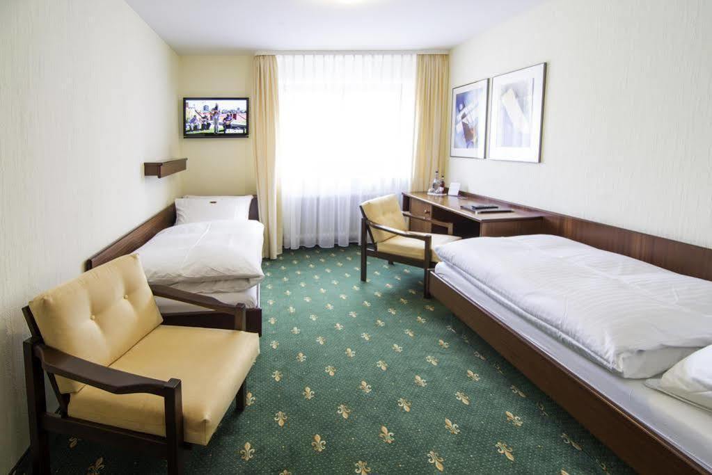 Hotel Am Kupferhammer Tuebingen Exterior photo